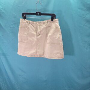 Gloria Vanderbilt Womens Khaki Mini Skort Size 10 With Front & Back Pockets